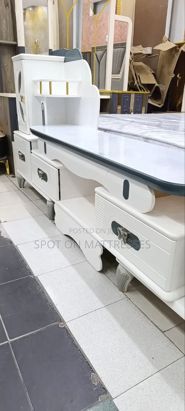 Exquisite Top-Tier TV Stand With Side Units and Butterfly Deco Drawers