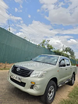 Toyota Hilux 2016 Gold