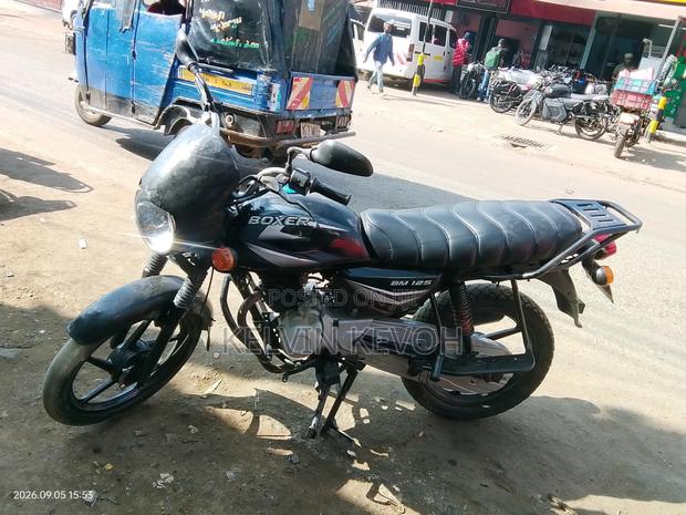 Bajaj Boxer 125 2024 Black