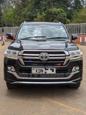 Toyota Land Cruiser 4.6 V8 GX 2015 Black