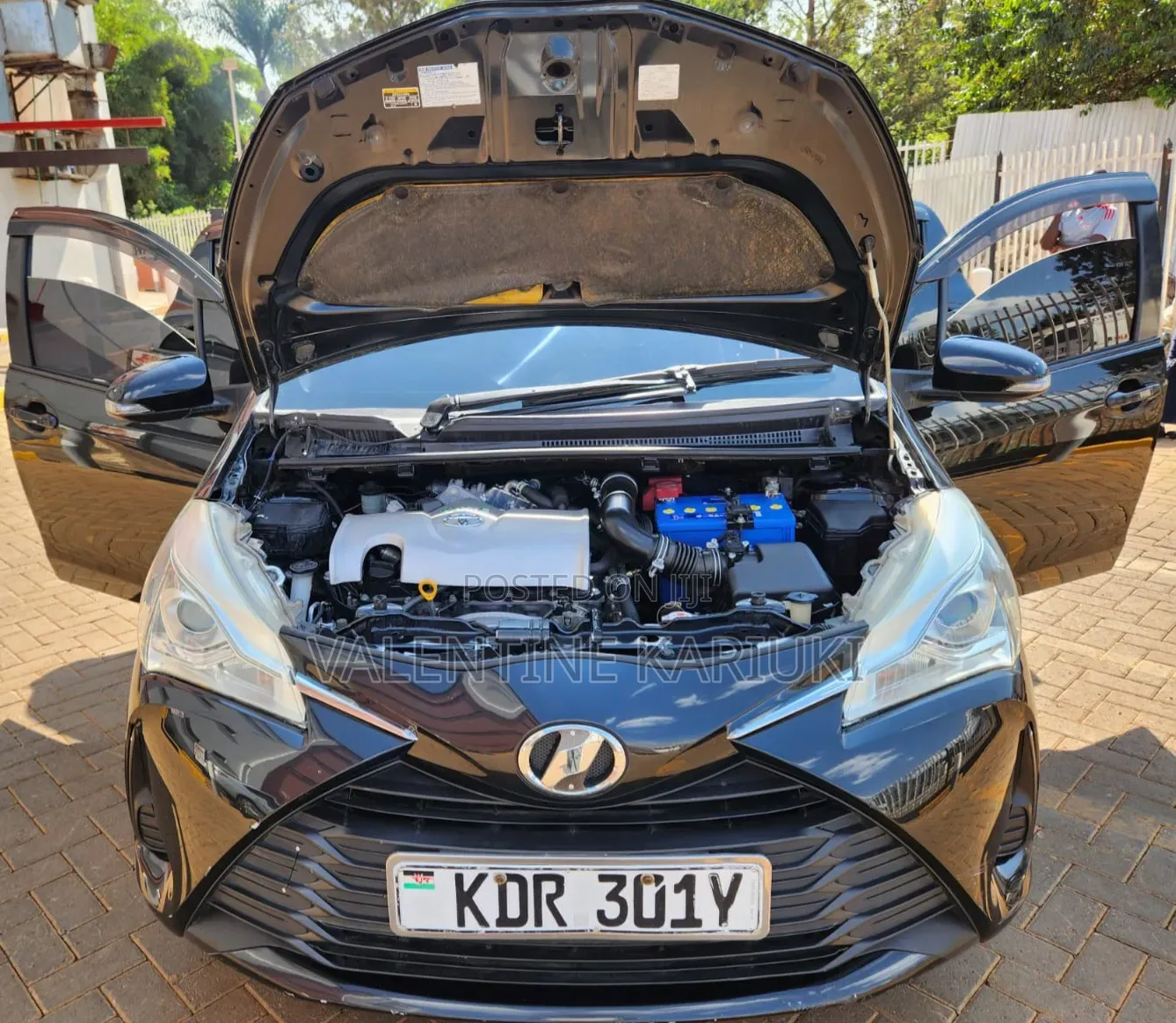 Toyota Vitz 2017 Black
