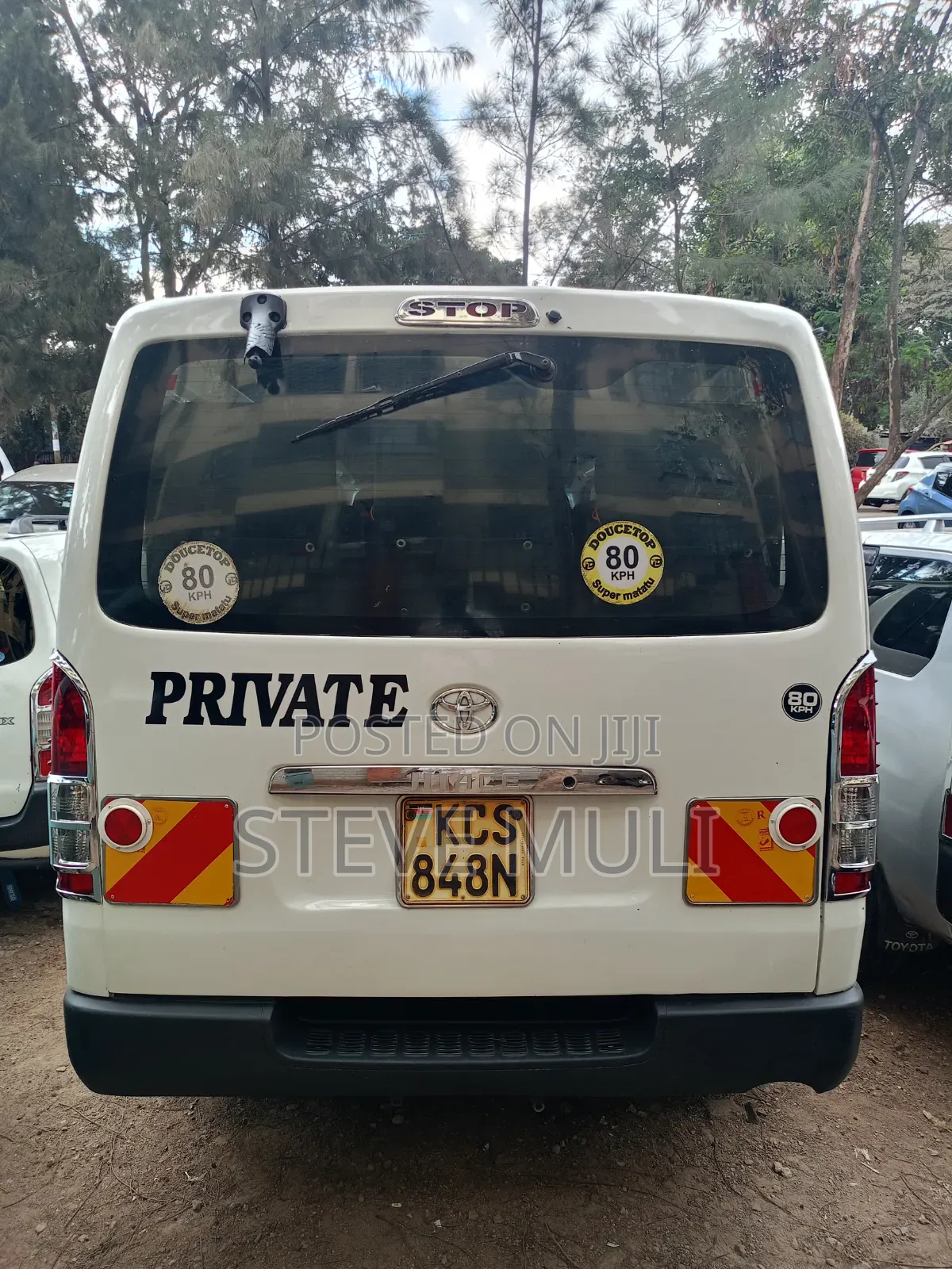 Toyota HiAce 2013 White