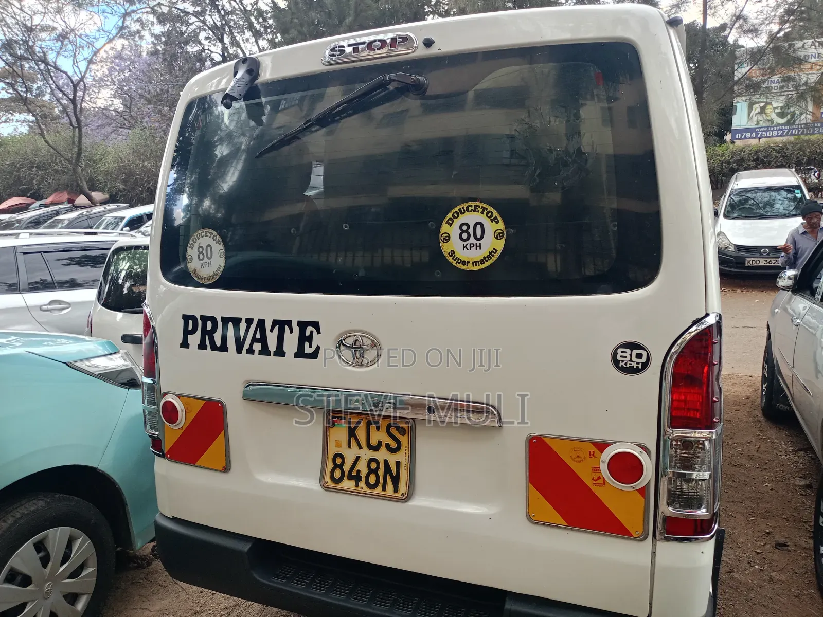 Toyota HiAce 2013 White