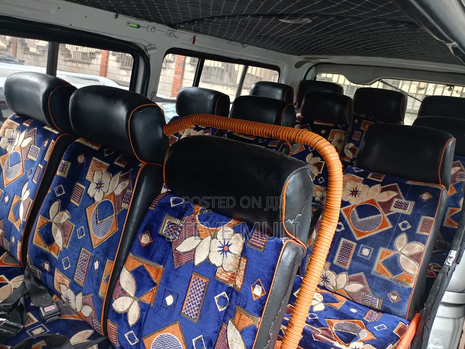 Toyota HiAce 2013 White