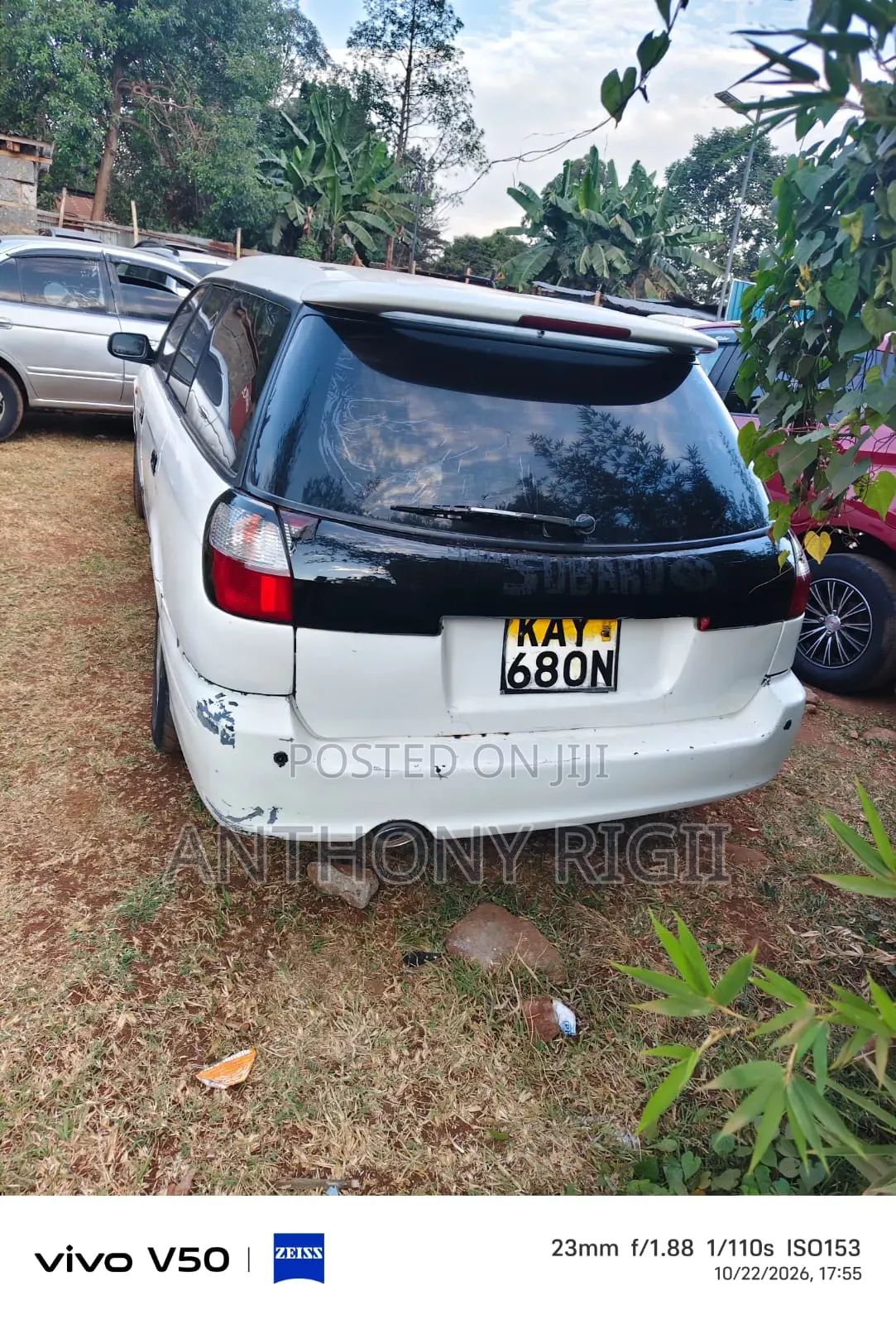 Subaru Legacy Wagon 2000 White
