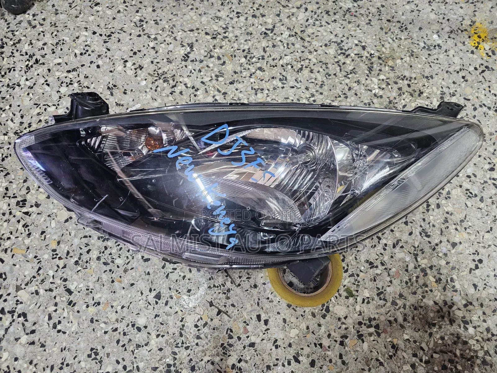 Mazda Demio 2008 Headlight