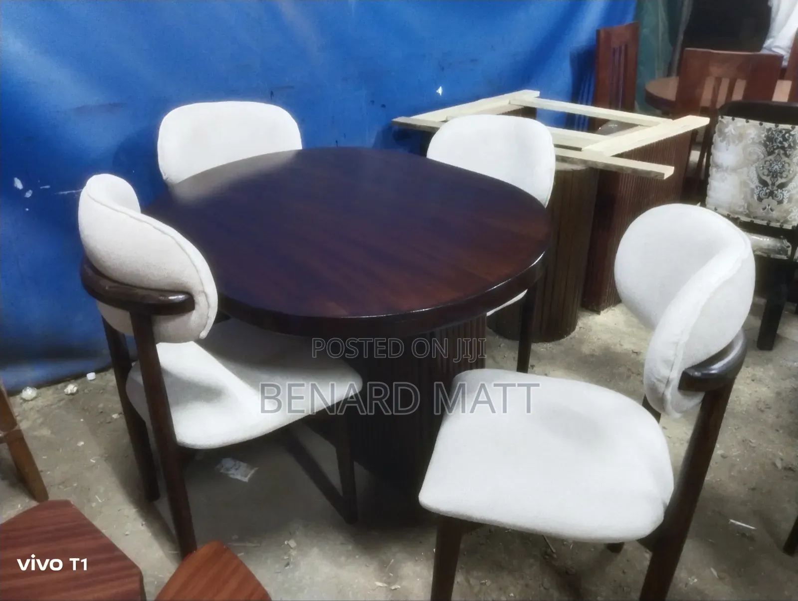 4 Seater X Design