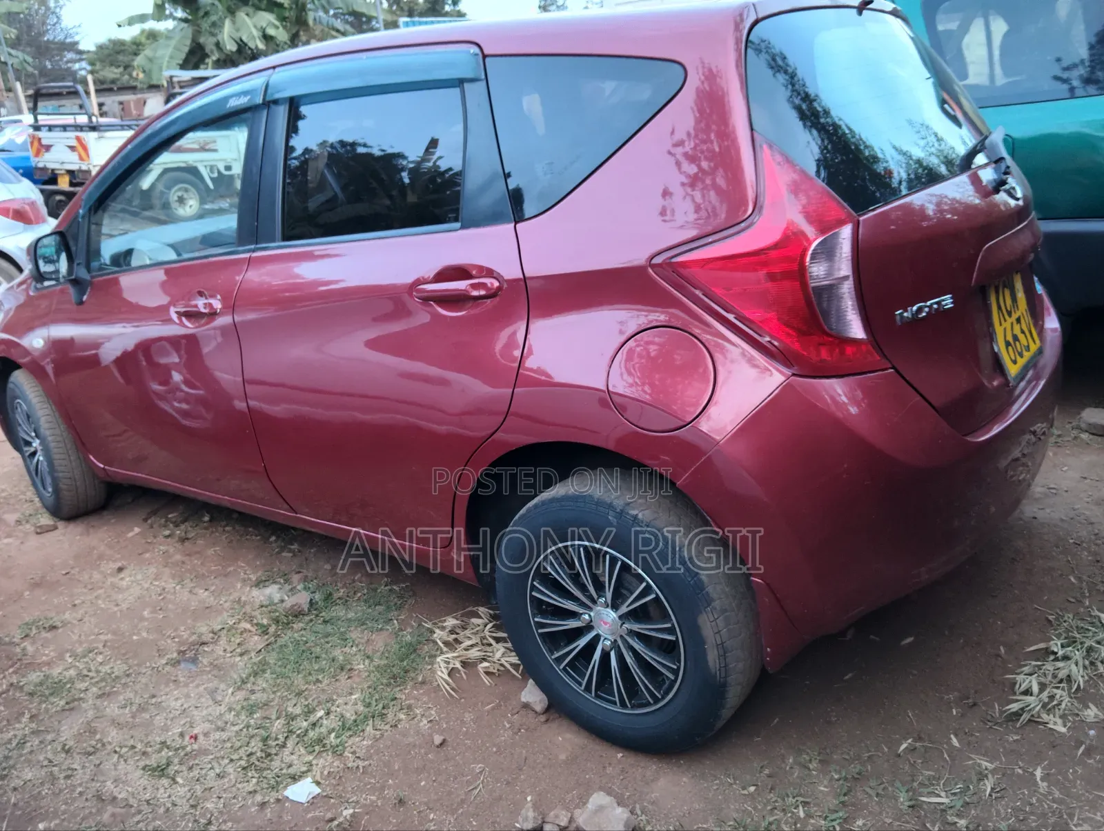 Nissan Note 1.2 Petrol 2012 Red
