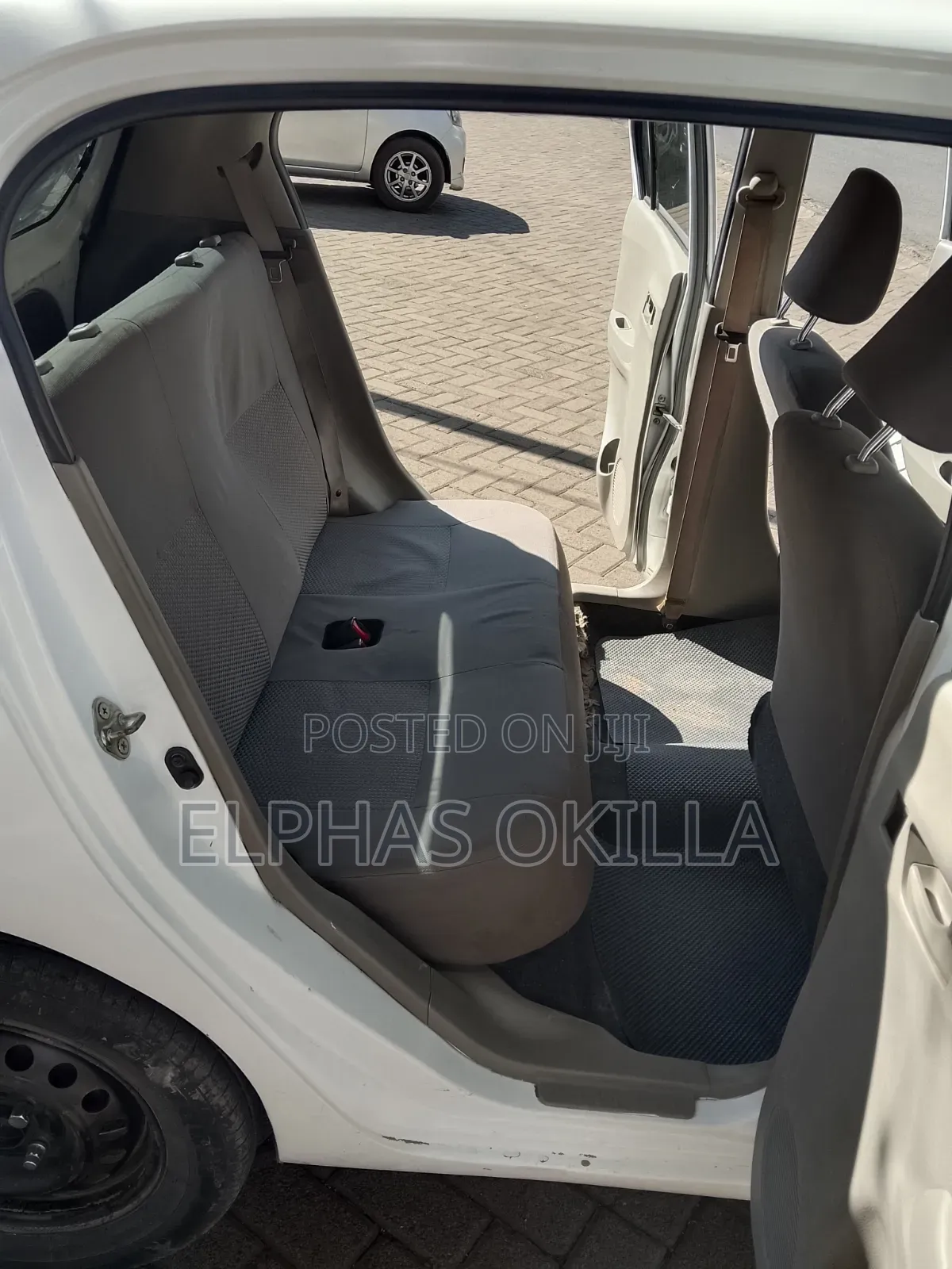 Daihatsu Mira 2016 White