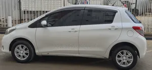 Toyota Vitz 2014 White