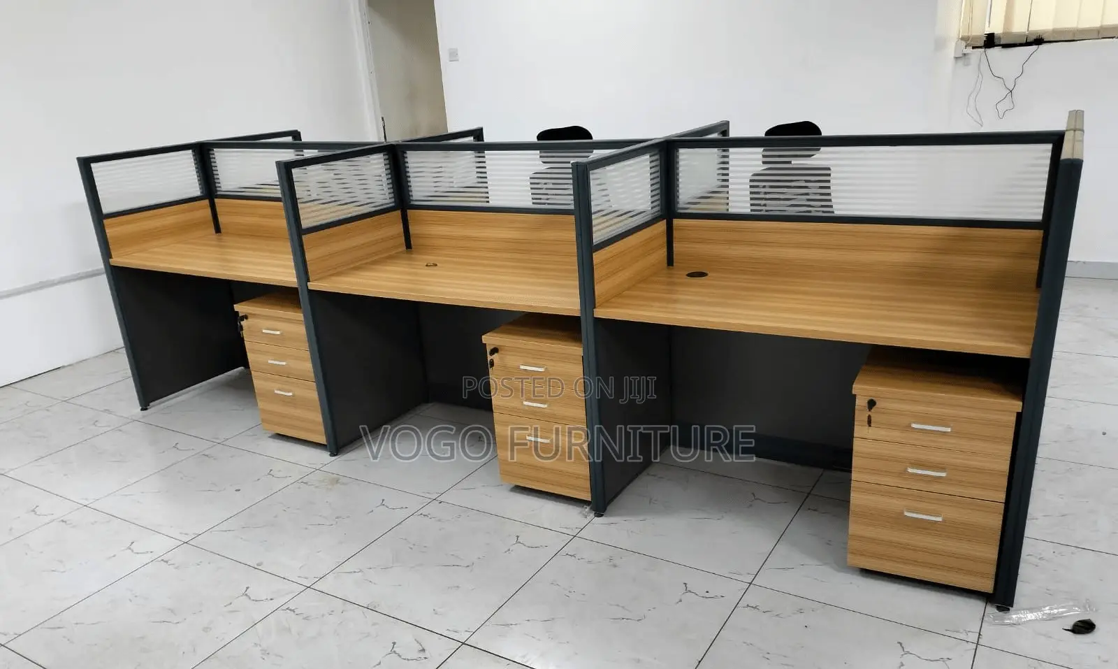 Workstation; 6-Way Workstation