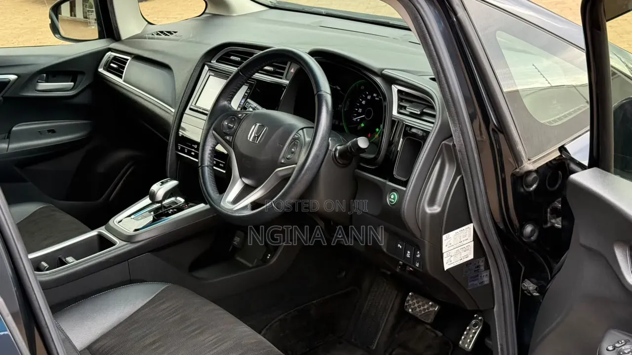 Honda Fit Shuttle 2019 Black