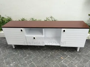 5 Ft Brown White TV Stand