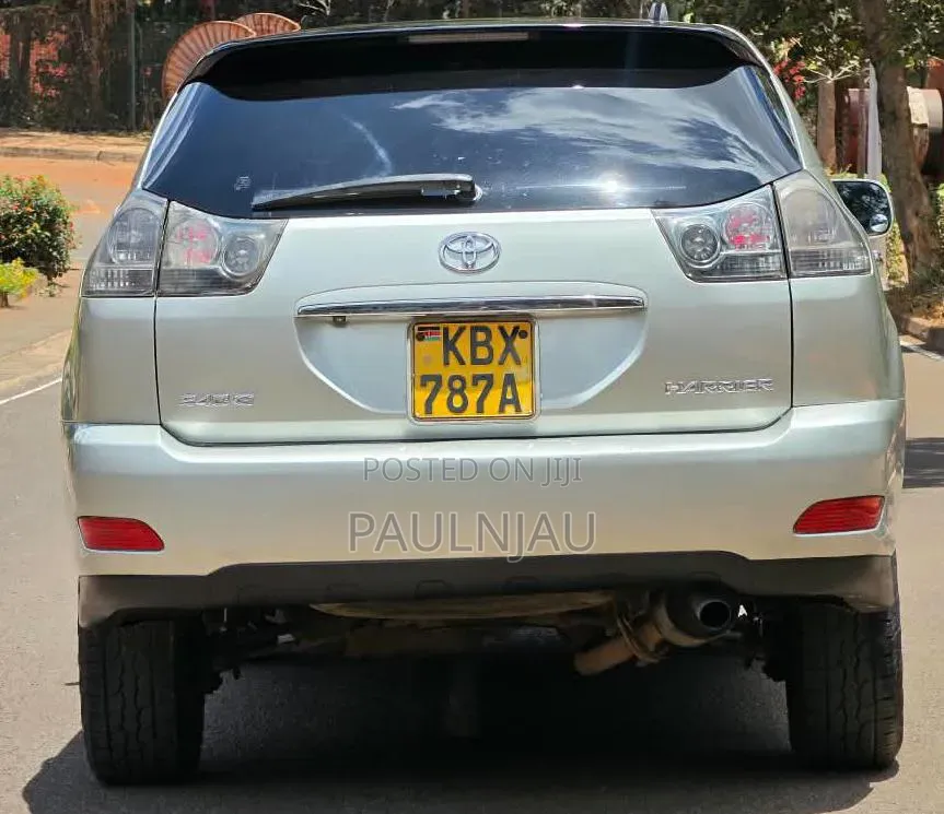 Toyota Harrier 2006