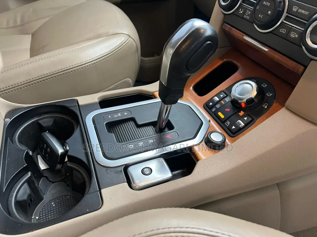 Land Rover Discovery 2010 Gray