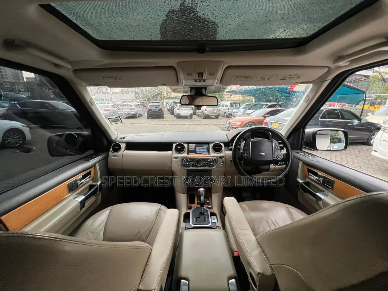 Land Rover Discovery 2010 Gray