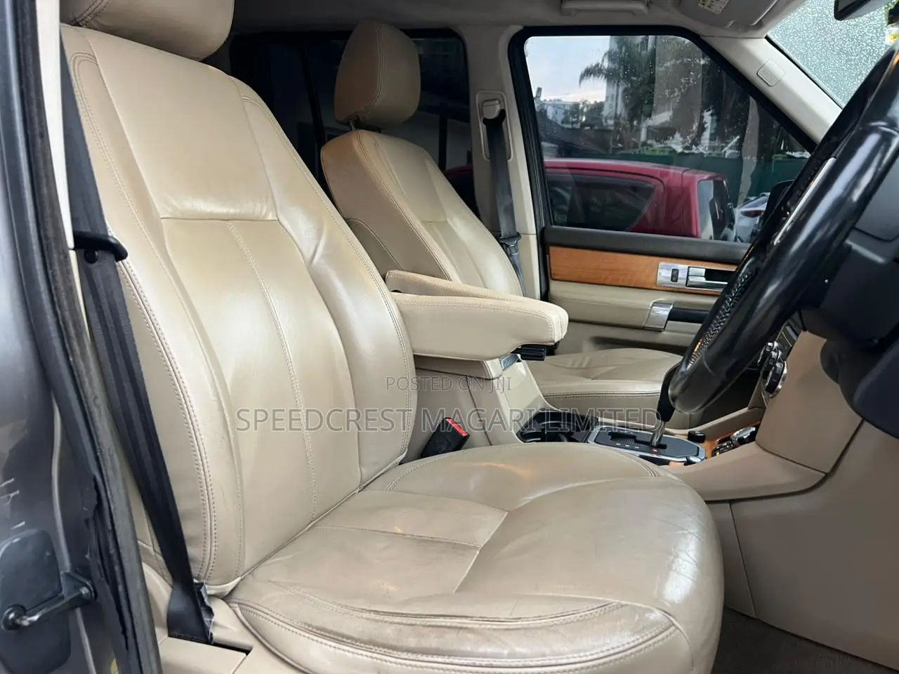 Land Rover Discovery 2010 Gray