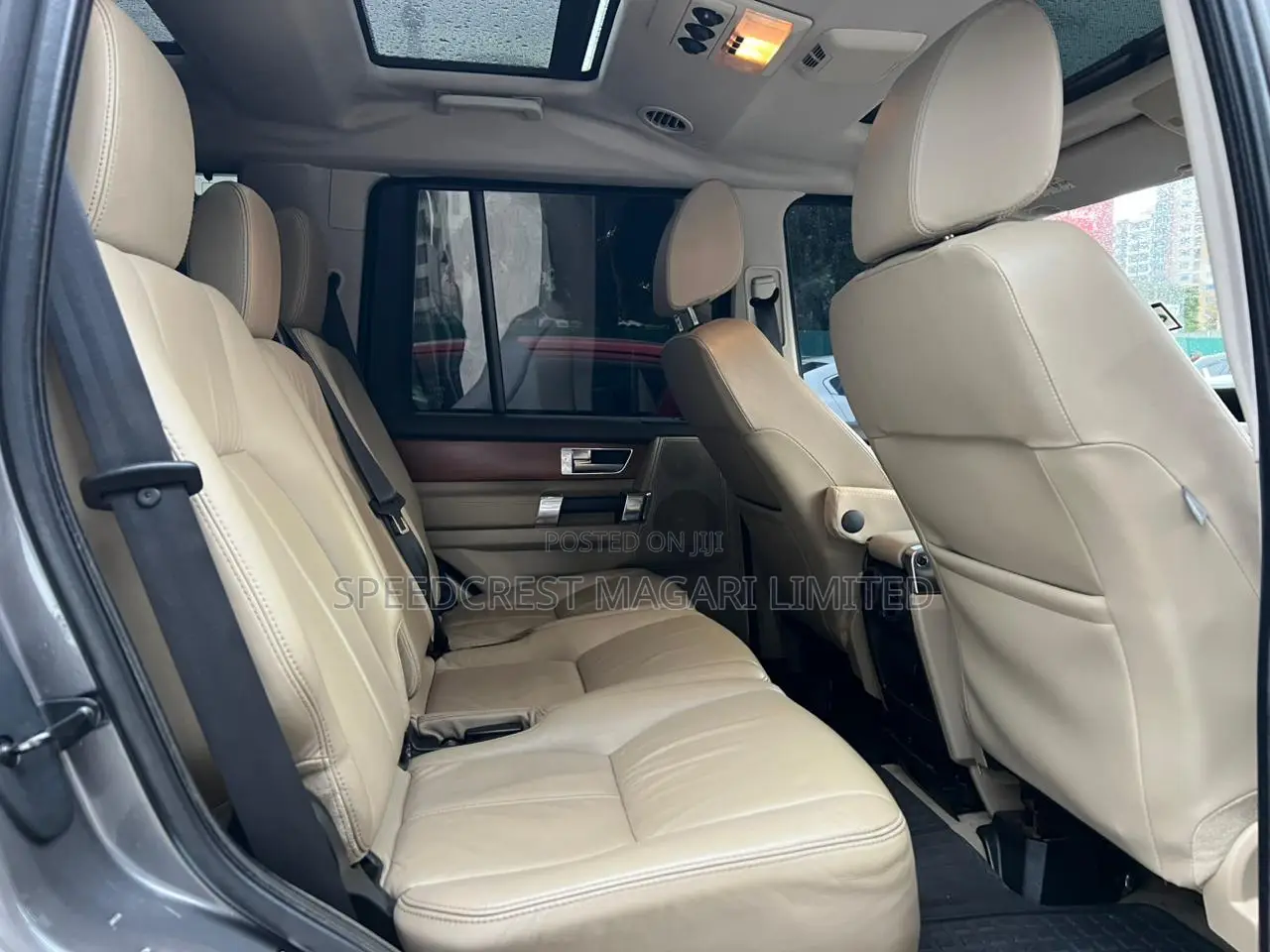 Land Rover Discovery 2010 Gray