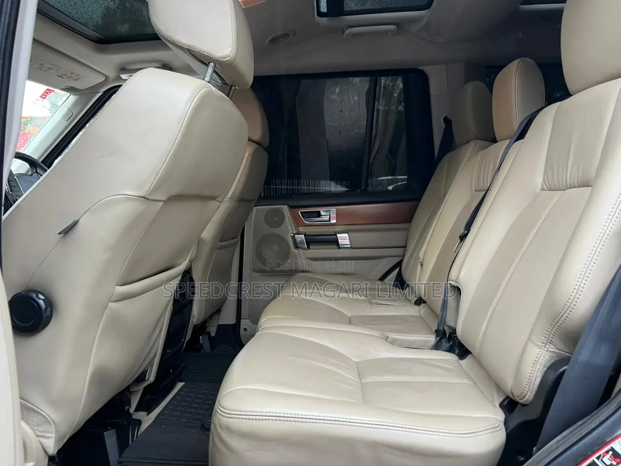 Land Rover Discovery 2010 Gray