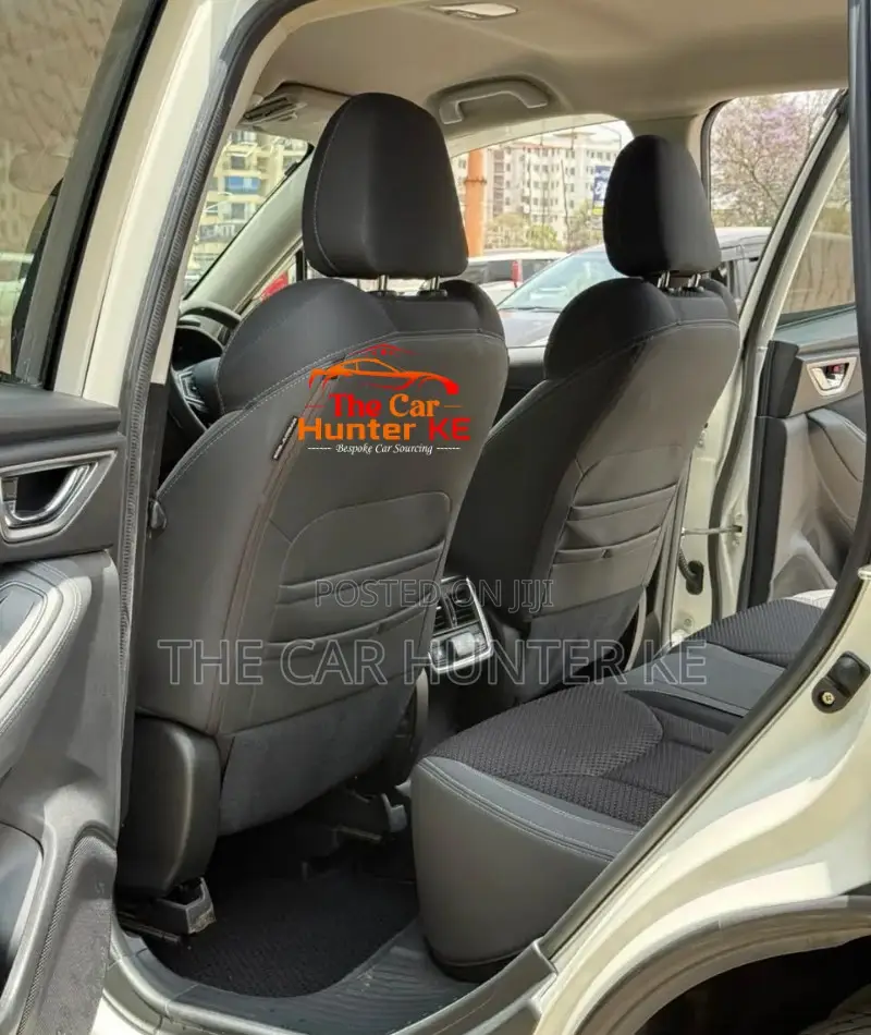 Subaru Forester 2019 Off white
