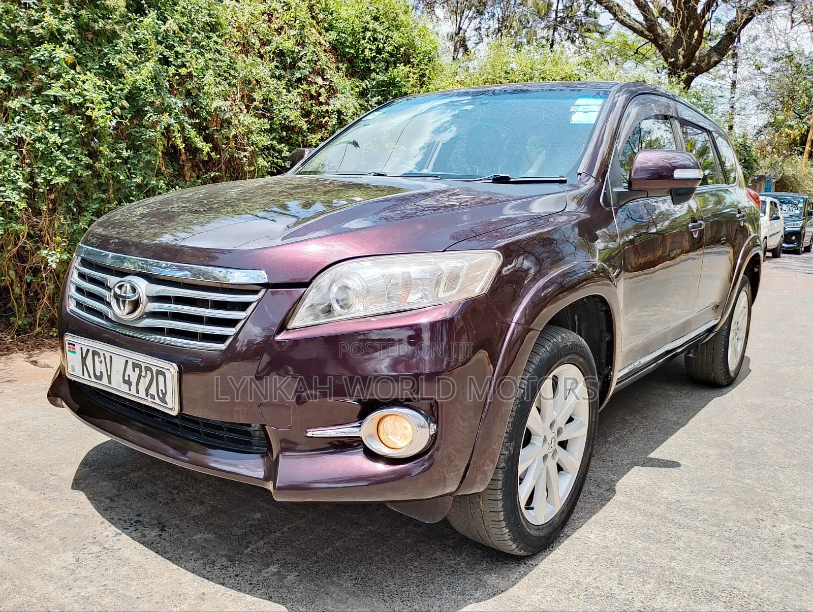 Toyota Vanguard 2012 Maroon
