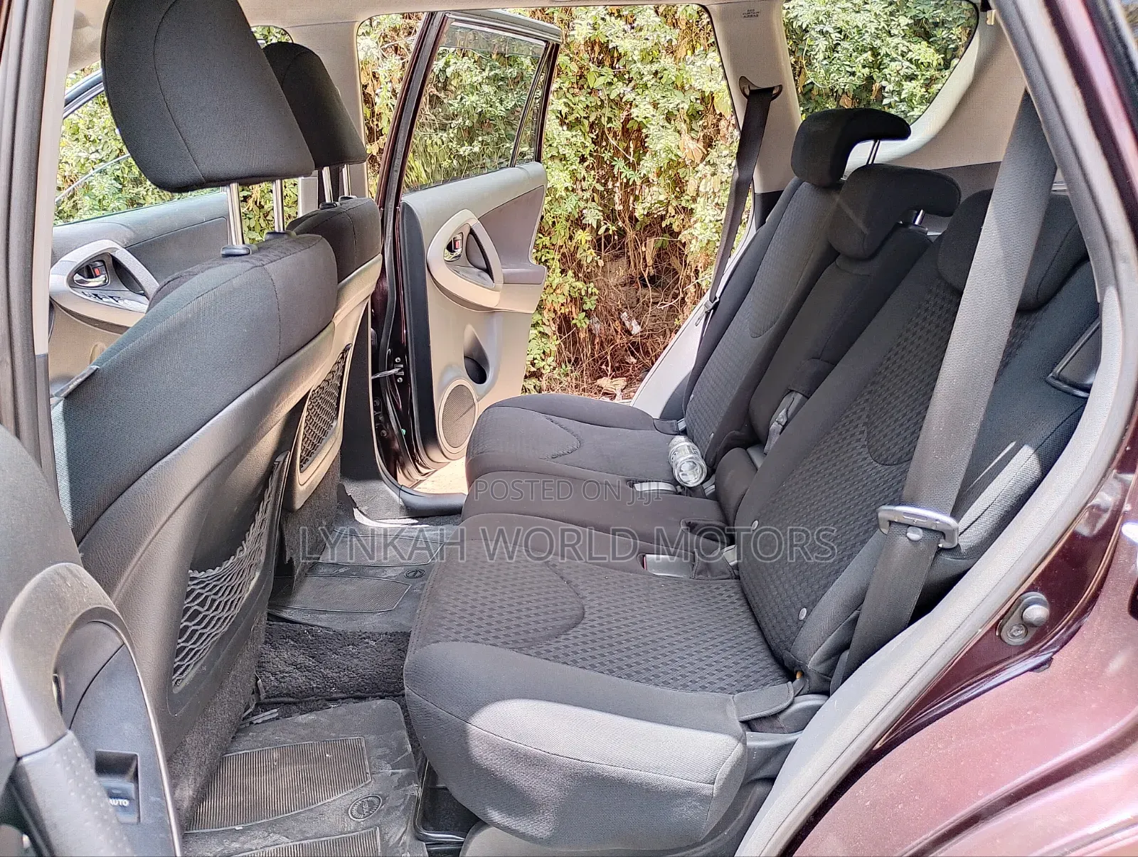 Toyota Vanguard 2012 Maroon