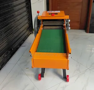 Premier Electric Chaff Cutter Machine With Conveyor Belt 2.2kw 800kg/H