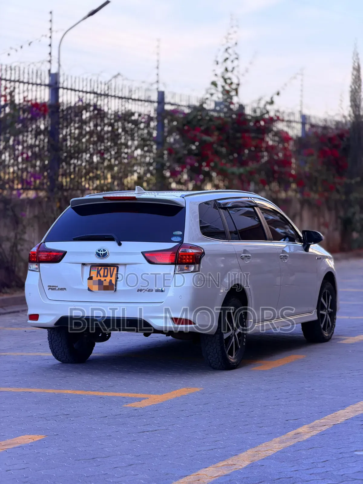 Toyota Corolla Fielder 2018 White