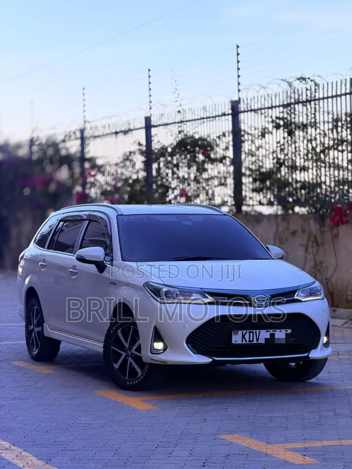 Toyota Corolla Fielder 2018 White