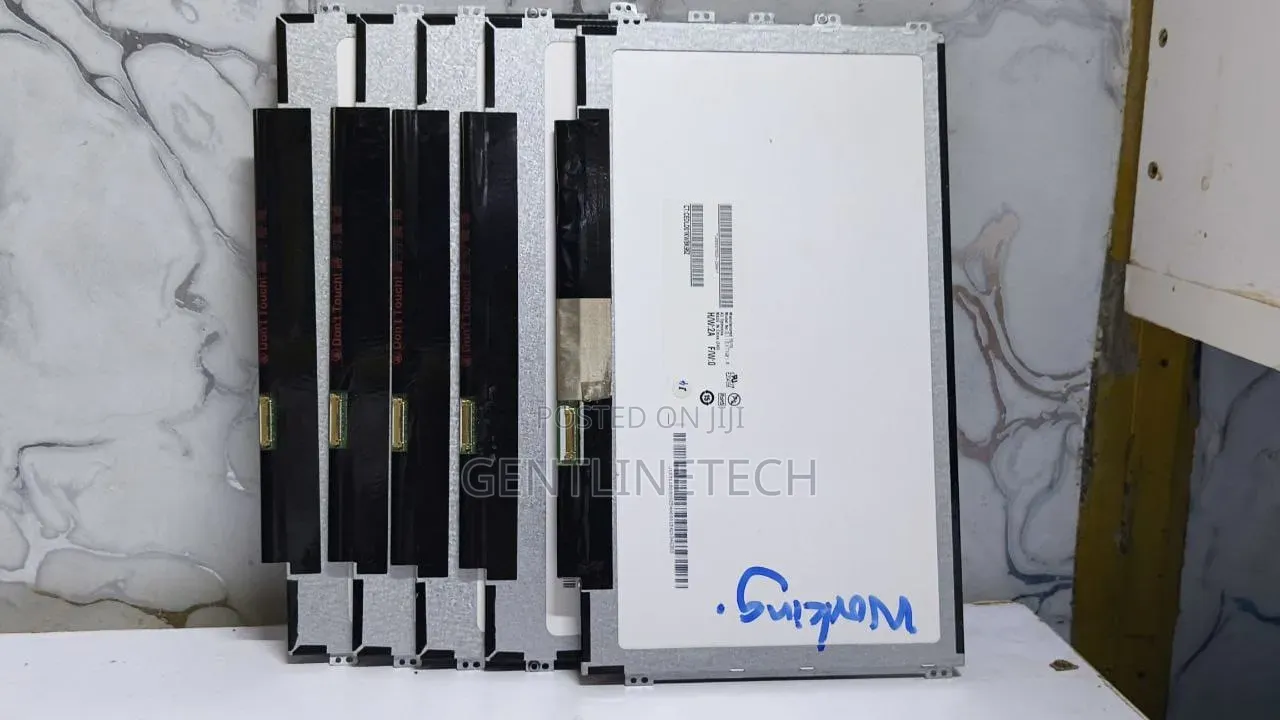 11.0 Inch Slim LCD Laptop Panel – KSh 3,500