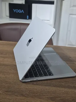 Laptop Apple MacBook Air 2026 M5 24GB Apple M5 Max SSD 1T