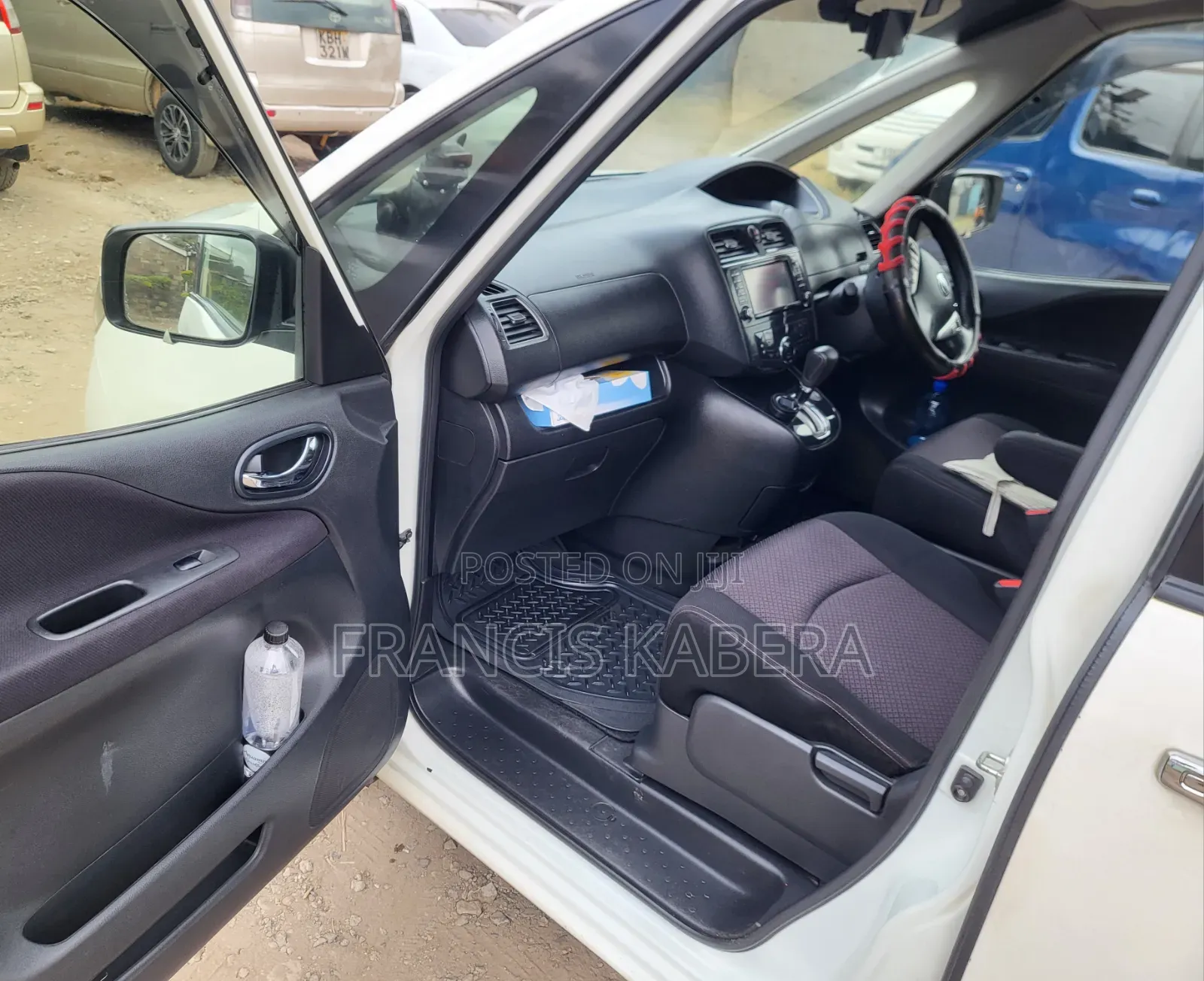 Nissan Serena 2012 White