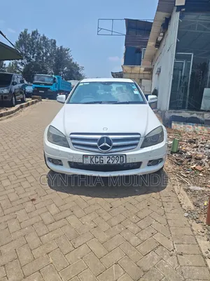 Mercedes-Benz C200 2008 White