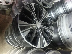 Rim Size 18 Mitsubishi Atlander