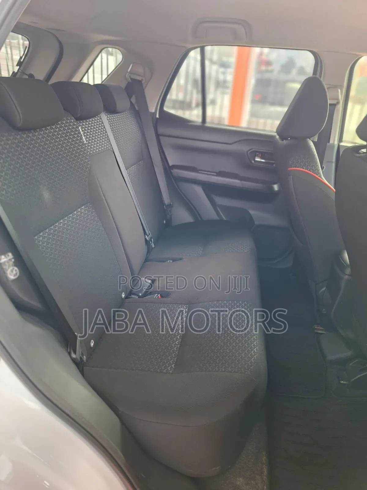 Daihatsu Rocky 2019 White
