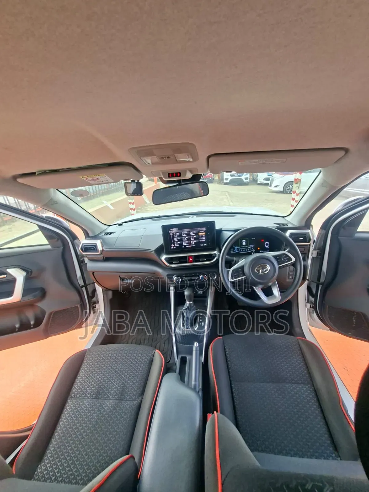 Daihatsu Rocky 2019 White