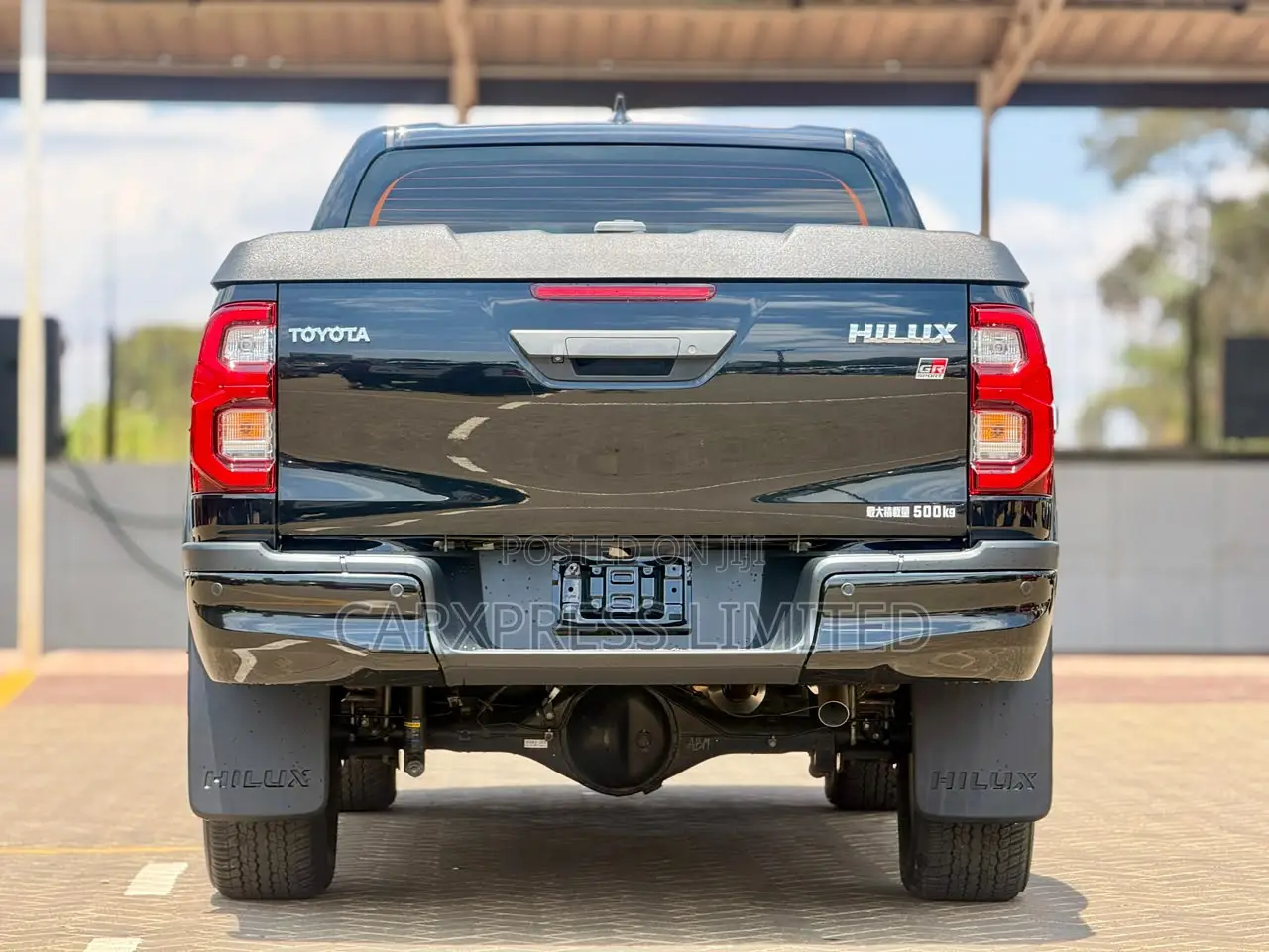 Toyota Hilux 2022 Black