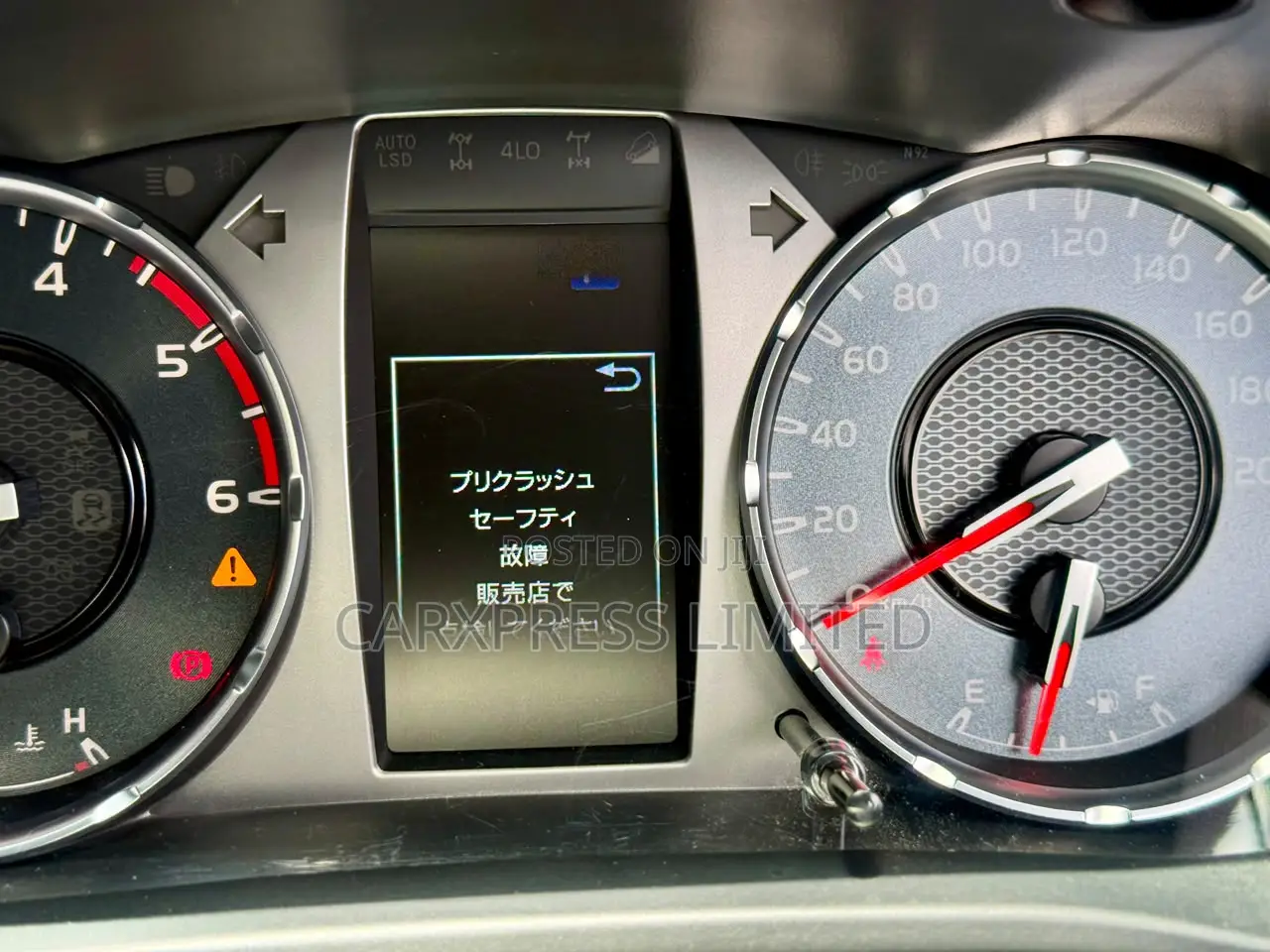 Toyota Hilux 2022 Black