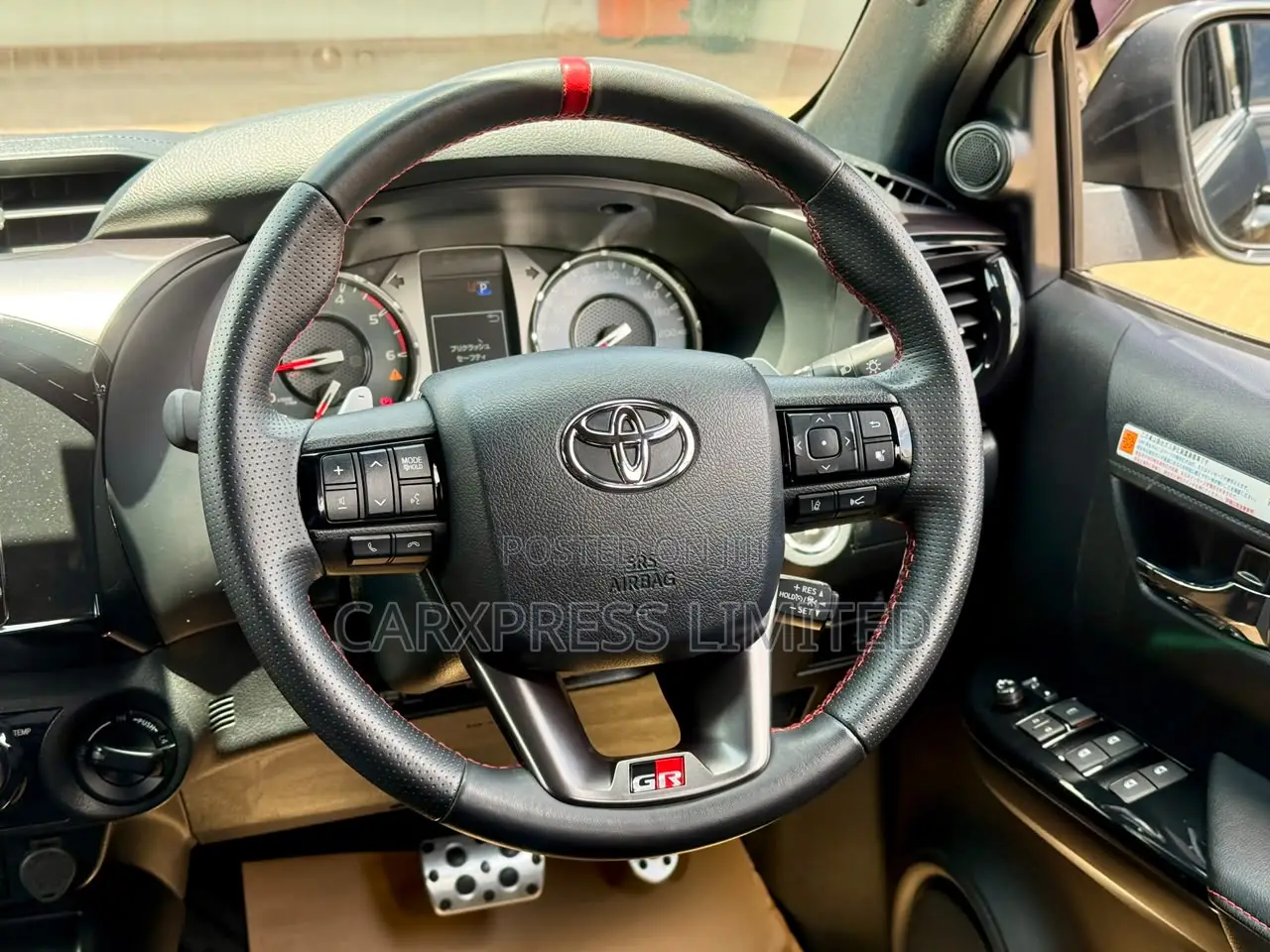 Toyota Hilux 2022 Black