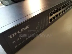 TP-Link TL-SF1024D 24-Port Rackmount Switch