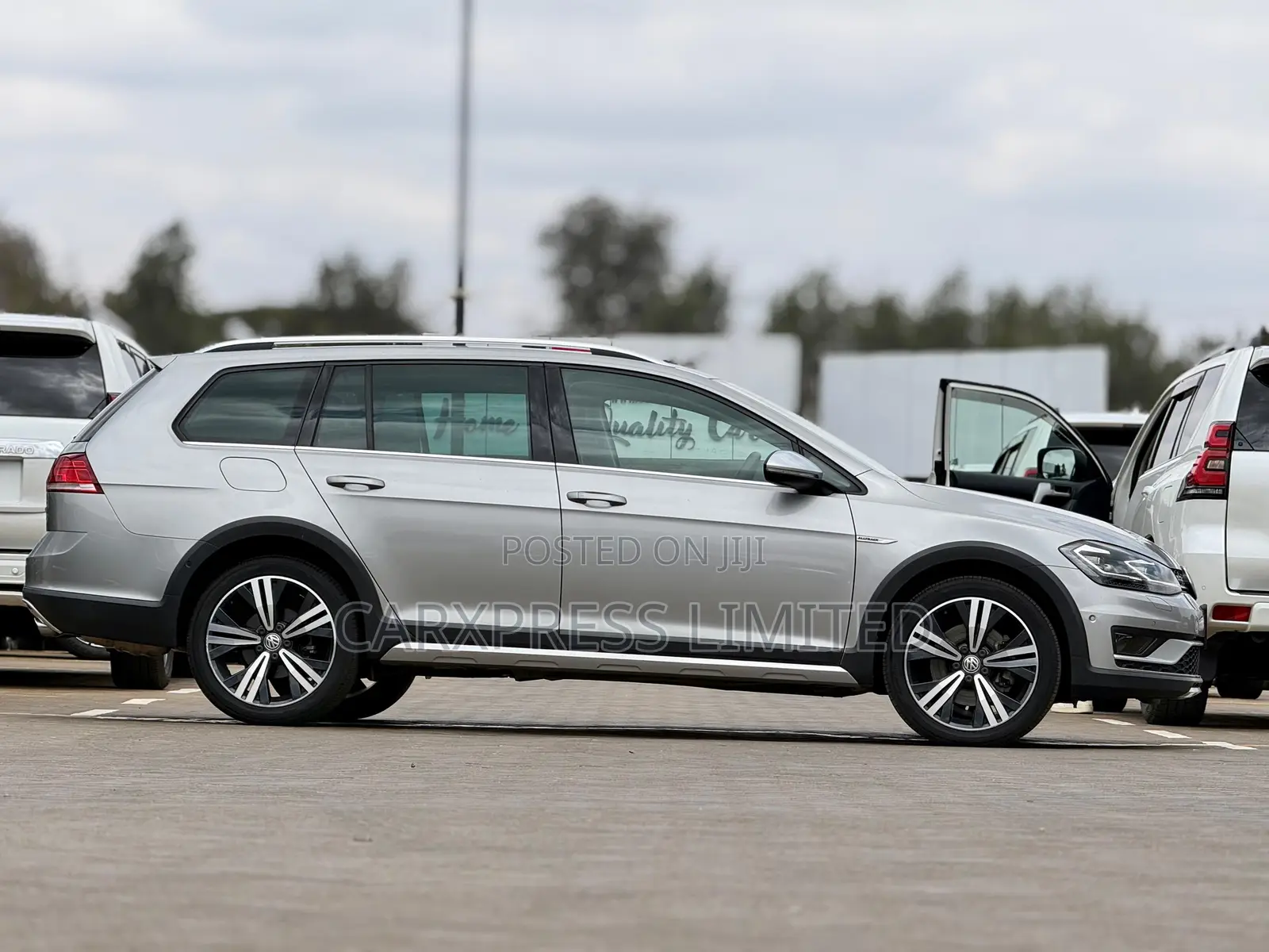 Volkswagen Golf Alltrack 2019 Silver