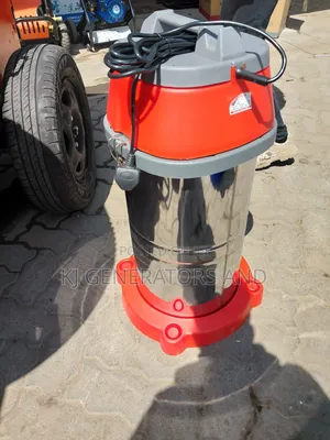 Windsor 50L Vacuum Cleaner