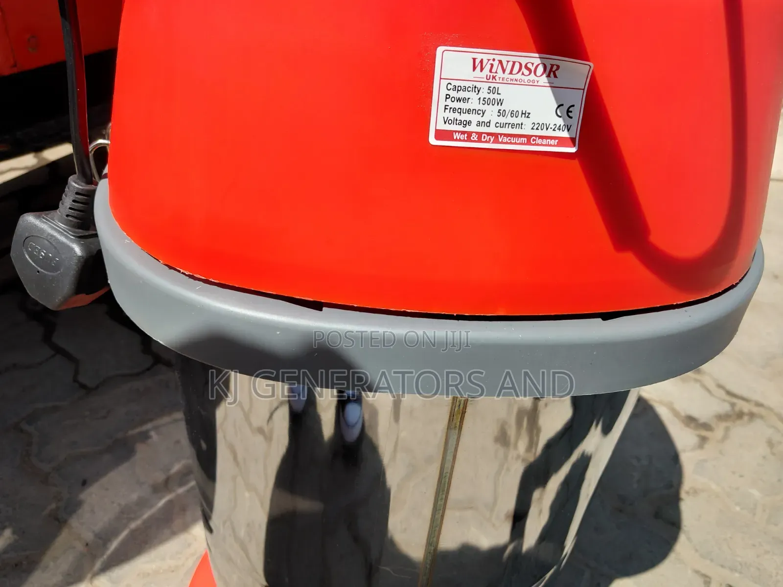 Windsor 50L Vacuum Cleaner