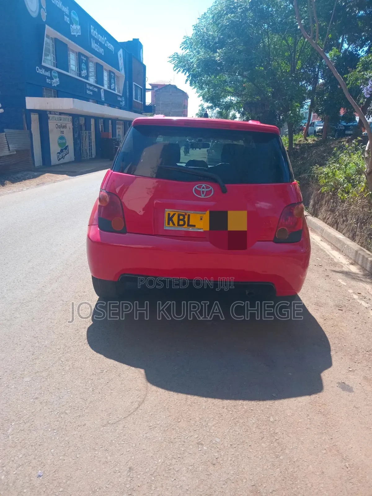 Toyota IST 2004 Maroon