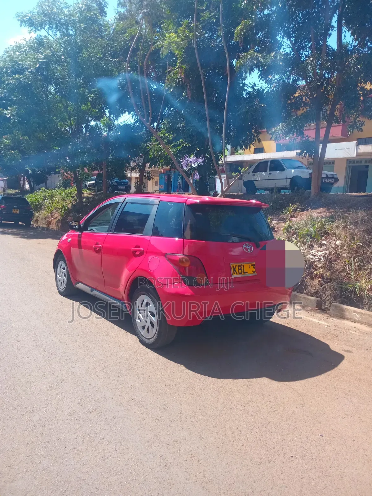 Toyota IST 2004 Maroon