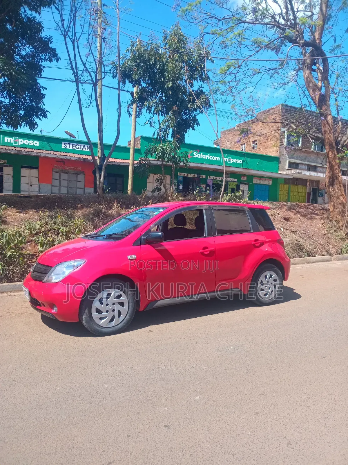 Toyota IST 2004 Maroon
