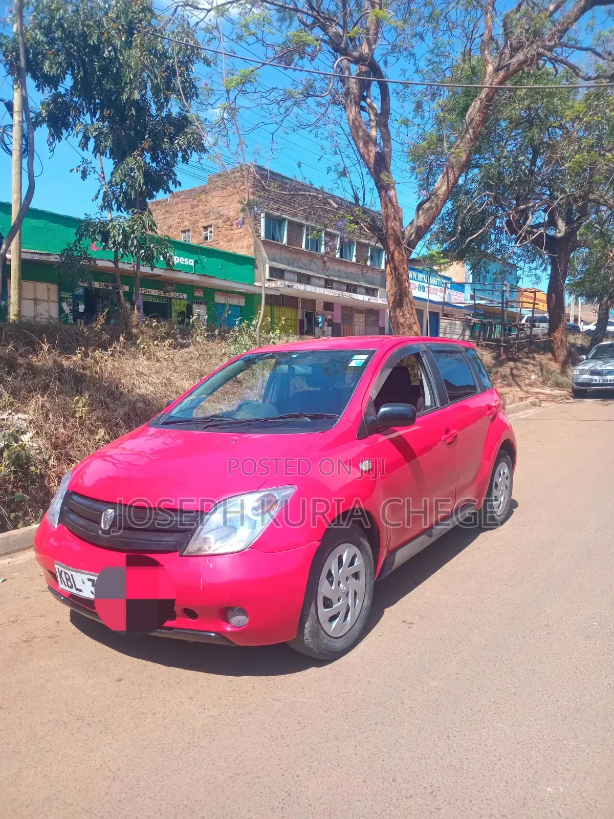 Toyota IST 2004 Maroon