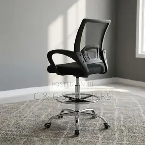 Cashier Executive Mesh Chair