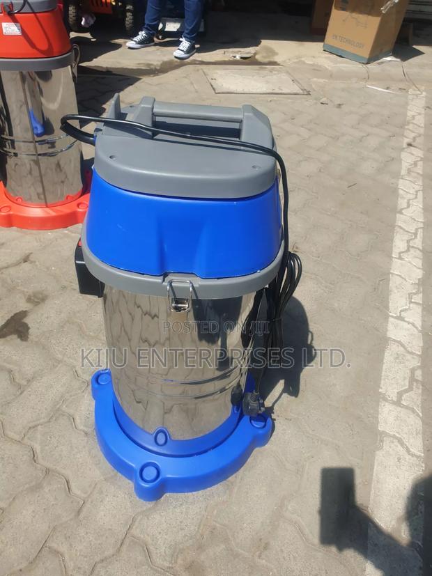 Tlac Vacuum Cleaner