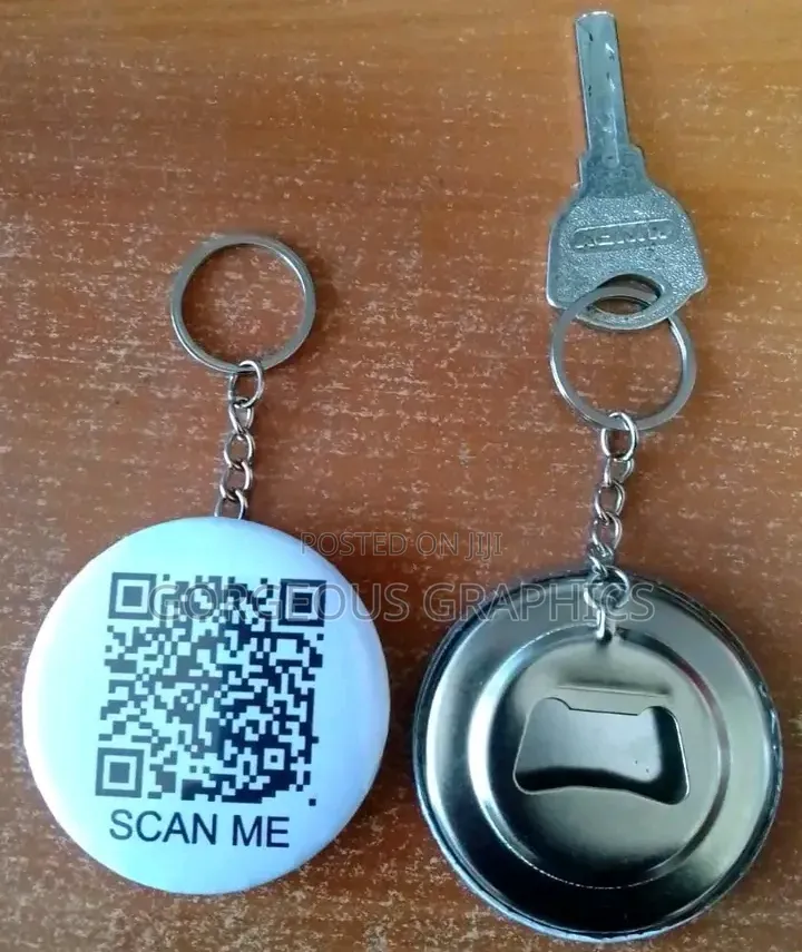 Button Opener Keyholder